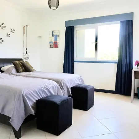 The White House - Boutique Hotel