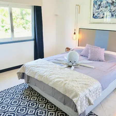 The White House - Boutique מלון 4*